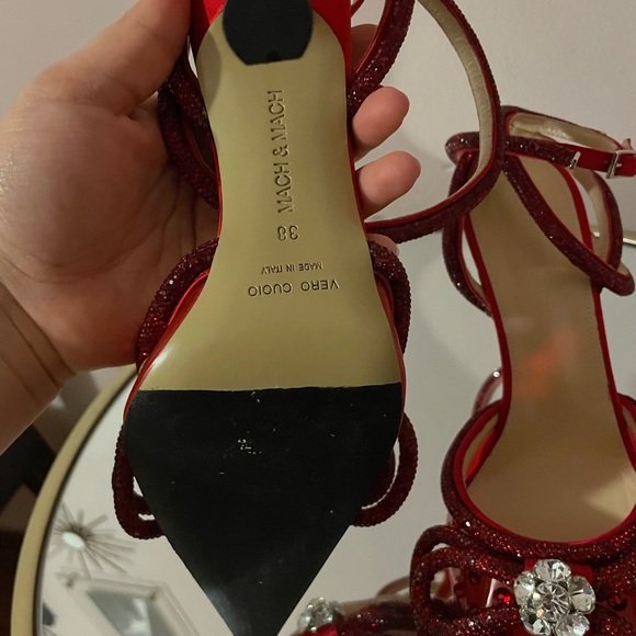 Authentic Mach & Mach Double Crystal Bow Pointed Toe Pump - Picture 11 of 14